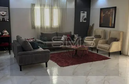 Roof - 3 Bedrooms - 2 Bathrooms for rent in Fatma Al Sharbatly Mosque - District 3 - The 5th Settlement - New Cairo City - Cairo