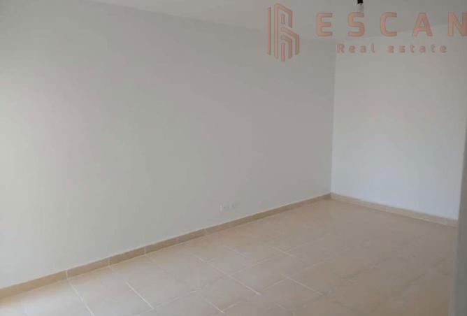 7921036 - Property Image 2