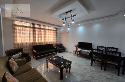 Apartment - 3 Bedrooms - 1 Bathroom for rent in Thirteenth Sector - Zahraa El Maadi - Hay El Maadi - Cairo