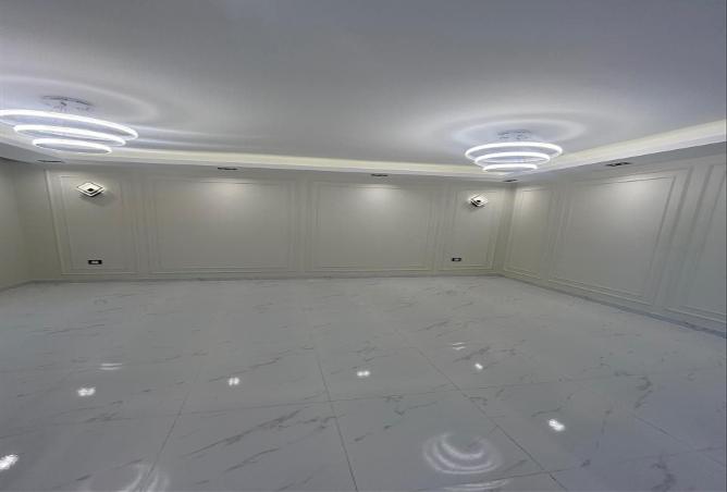 7989344 - Property Main Image