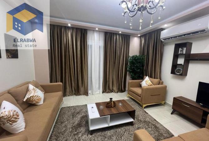 8404376 - Property Image 3