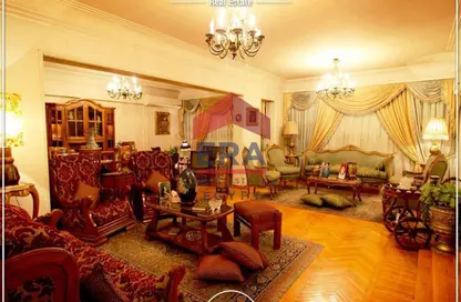 شقة - 3 غرف نوم - 2 حمامات للبيع في شارع اللاسلكي - اللاسلكي - المعادي الجديدة - حي المعادي - القاهرة