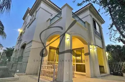 Villa - 3 Bedrooms - 2 Bathrooms for sale in American University Housing District - 5th Settlement Compounds - The 5th Settlement - New Cairo City - Cairo