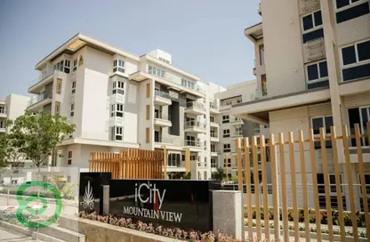 Apartment - 3 Bedrooms - 2 Bathrooms for sale in Mountain View iCity - 5th Settlement Compounds - The 5th Settlement - New Cairo City - Cairo