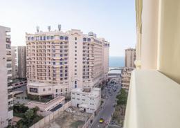 شقة - 3 غرف نوم - 3 حمامات for للايجار in شارع المعسكر الرومانى - رشدي - حي شرق - الاسكندرية