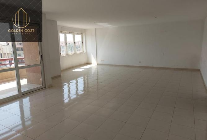 8381168 - Property Image 2