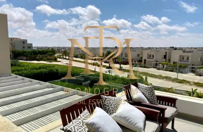 شاليه - 4 غرف نوم - 4 حمامات للبيع في هاسييندا باي - سيدي عبد الرحمن - الساحل الشمالي