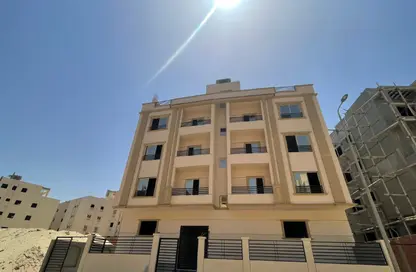 Apartment - 3 Bedrooms - 3 Bathrooms for sale in Talaat Harb Axis - Al Narges - New Cairo City - Cairo