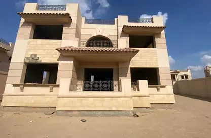 فيلا - 6 غرف نوم - 5 حمامات للبيع في رويال سيتي - كمبوندات الشيخ زايد - الشيخ زايد - الجيزة