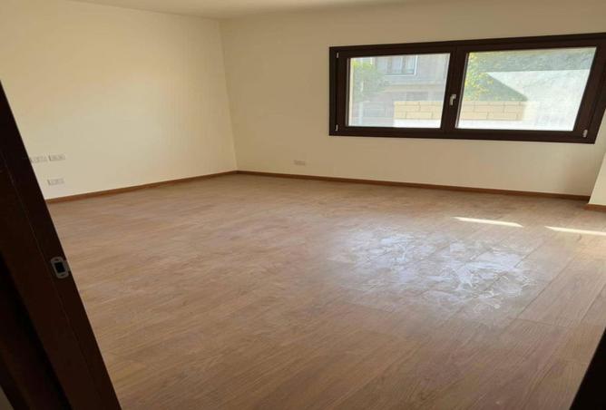 8373350 - Property Image 2