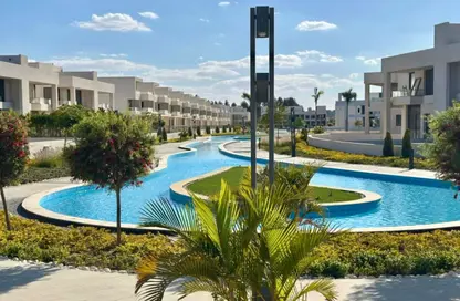 تاون هاوس - 4 غرف نوم - 3 حمامات للبيع في ليك ويست - كمبوندات الشيخ زايد - الشيخ زايد - الجيزة