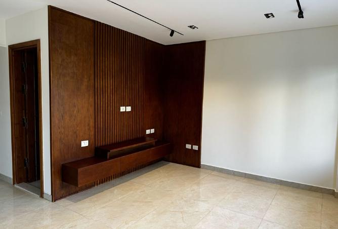 8307079 - Property Image 2