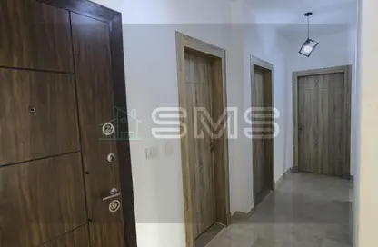 Apartment - 3 Bedrooms - 3 Bathrooms for rent in Villa Square - Fifth Square - The 5th Settlement - New Cairo City - Cairo