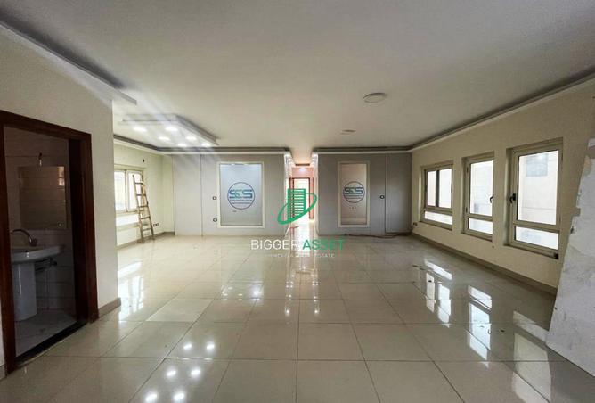 8193756 - Property Image 2