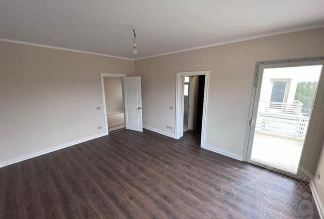 8389643 - Property Image 3