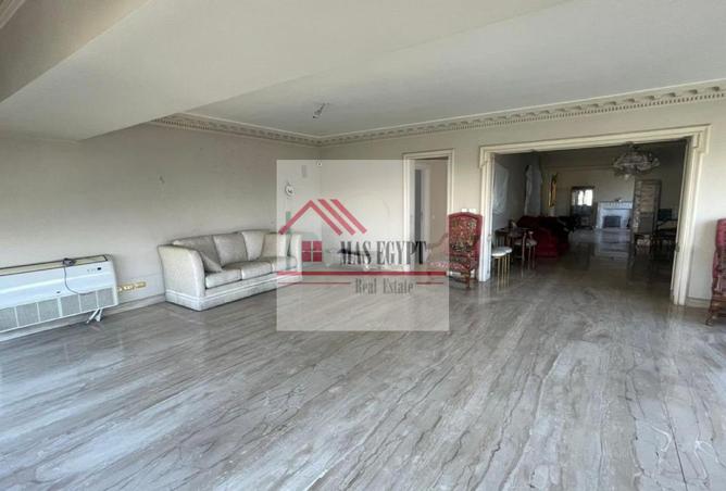 8075959 - Property Image 2