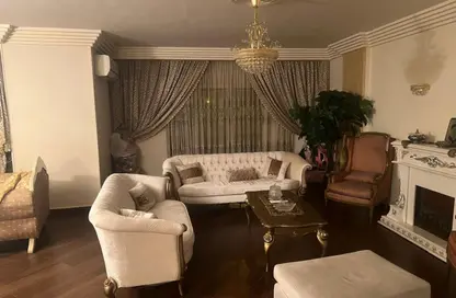 Apartment - 3 Bedrooms - 3 Bathrooms for sale in Doctor Mohamed Youssef St. - El Banafseg 7 - El Banafseg - New Cairo City - Cairo