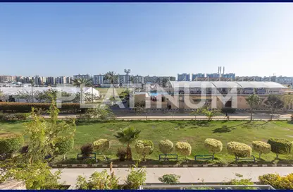 شقة - 3 غرف نوم - 2 حمامات للبيع في شارع مدخل شركة النقل والهندسة - سموحة - حي شرق - الاسكندرية