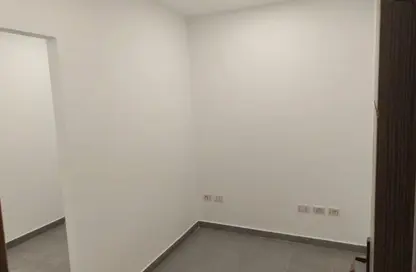 Clinic - Studio - 1 Bathroom for rent in Kazan Plaza - 6 October Compounds - 6 October City - Giza