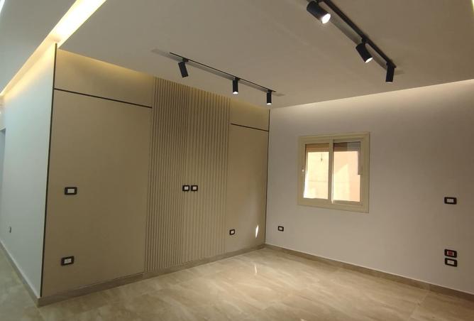 8124330 - Property Image 3