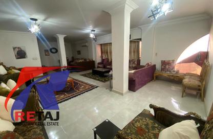 Apartment - 3 Bedrooms - 2 Bathrooms for sale in Ahmed Fakhry St. - 6th Zone - Nasr City - Cairo