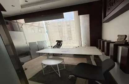 مساحات مكتبية - استوديو - 1 حمام للايجار في شارع مجمع البنوك - شارع التسعين الجنوبي - التجمع الخامس - مدينة القاهرة الجديدة - القاهرة
