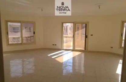Apartment - 3 Bedrooms - 2 Bathrooms for sale in Opera City - 6th District - Sheikh Zayed City - Giza