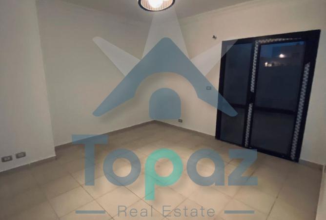 8070694 - Property Image 3