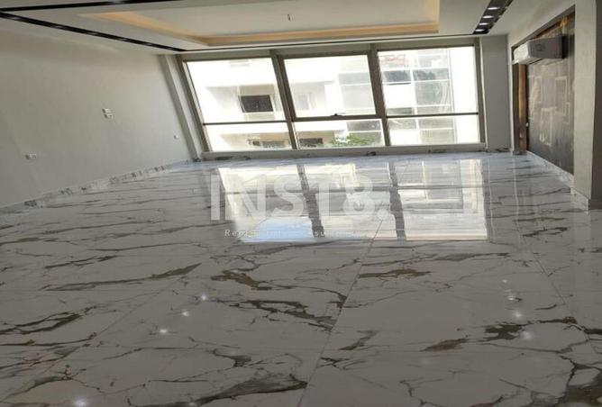 8161821 - Property Image 3