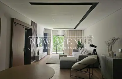 Apartment - 2 Bedrooms - 2 Bathrooms for sale in Lake View Residence - 5th Settlement Compounds - The 5th Settlement - New Cairo City - Cairo