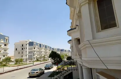Villa - 4 Bedrooms - 3 Bathrooms for sale in Mountain View Hyde Park - 5th Settlement Compounds - The 5th Settlement - New Cairo City - Cairo