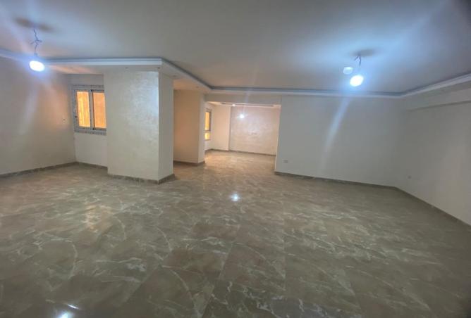 8445023 - Property Image 2