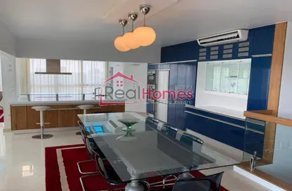 Penthouse - 3 Bedrooms - 4 Bathrooms for rent in Hassan Sabri St. - Zamalek - Cairo