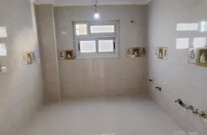 Apartment - 3 Bedrooms - 2 Bathrooms for sale in Al Khamayel city - Sheikh Zayed Compounds - Sheikh Zayed City - Giza