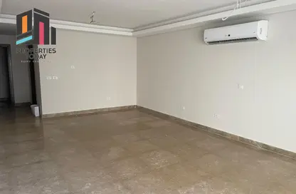 Apartment - 3 Bedrooms - 3 Bathrooms for rent in Park Side Residence - Zed Towers - Sheikh Zayed Compounds - Sheikh Zayed City - Giza