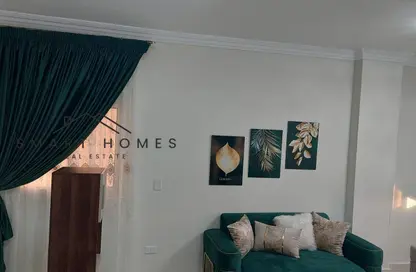 شقة - 3 غرف نوم - 2 حمامات للايجار في الحي السابع - الشيخ زايد - الجيزة شقة - 3 غرف نوم - 2 حمامات للايجار في الحي السابع - الشيخ زايد - الجيزة