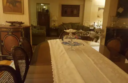 شقة - 4 غرف نوم - 4 حمامات للبيع في الزمالك - القاهرة شقة - 4 غرف نوم - 4 حمامات للبيع في الزمالك - القاهرة