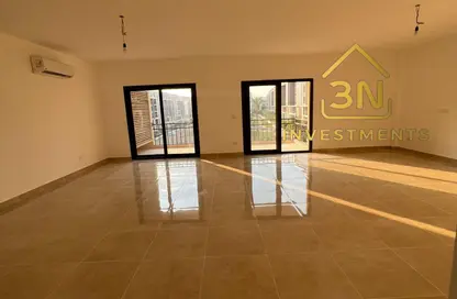 شقة - 3 غرف نوم - 3 حمامات للايجار في مون ريزيدنس - فيفث سكوير - التجمع الخامس - مدينة القاهرة الجديدة - القاهرة