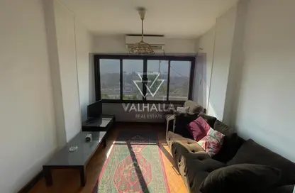 Apartment - 2 Bedrooms - 2 Bathrooms for rent in Shafik Mansour St. - Zamalek - Cairo