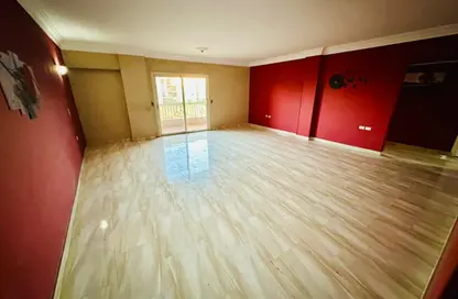 Apartment - 3 Bedrooms - 3 Bathrooms for rent in Al masrawya - South Investors Area - New Cairo City - Cairo