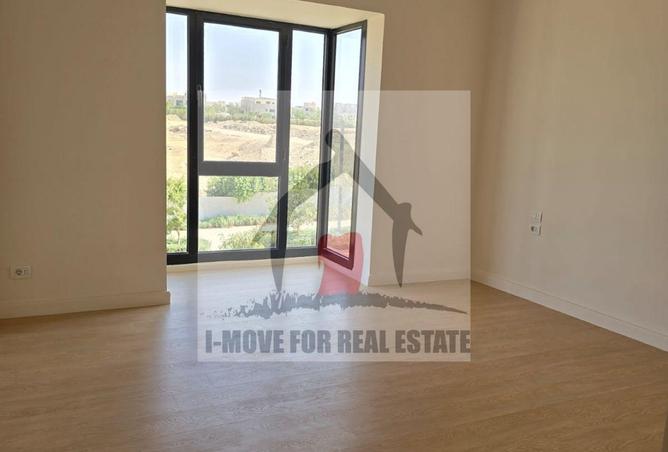 8251668 - Property Image 2