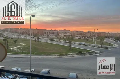 Apartment - 3 Bedrooms - 2 Bathrooms for sale in 7th District - Sheikh Zayed City - Giza