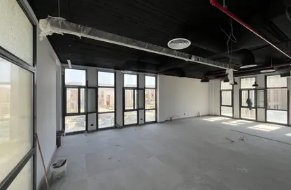 مساحات مكتبية - استوديو - 1 حمام للايجار في ديستريكت 5 - كمبوندات التجمع الخامس - التجمع الخامس - مدينة القاهرة الجديدة - القاهرة