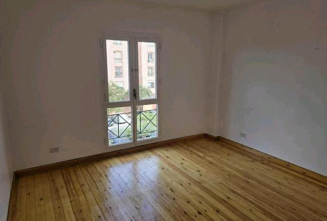 8198933 - Property Image 2