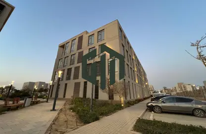 Whole Building - Studio - 3 Bathrooms for sale in District 5 - 5th Settlement Compounds - The 5th Settlement - New Cairo City - Cairo
