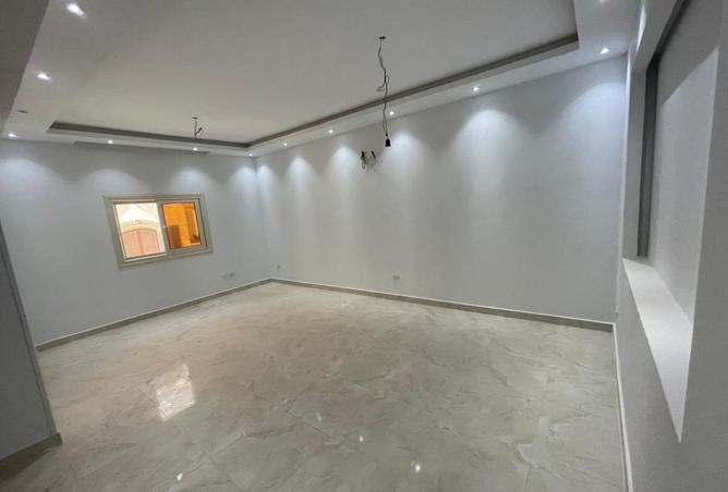 8084486 - Property Image 2