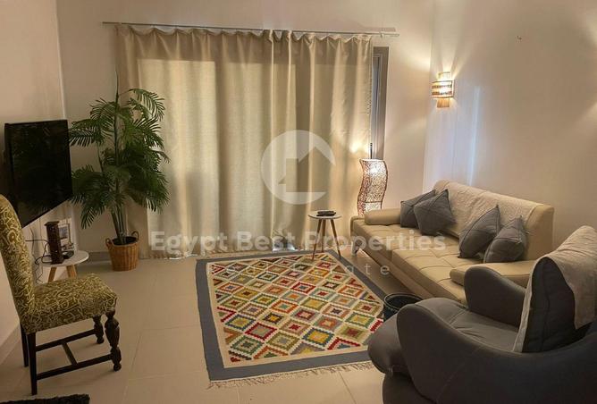 8125885 - Property Image 3