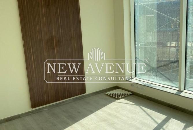 7904032 - Property Image 2