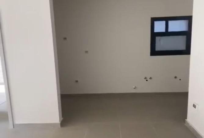 8223813 - صورة العقار 2