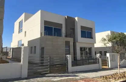 Villa - 4 Bedrooms - 4 Bathrooms for sale in Palm Hills New Cairo - 5th Settlement Compounds - The 5th Settlement - New Cairo City - Cairo